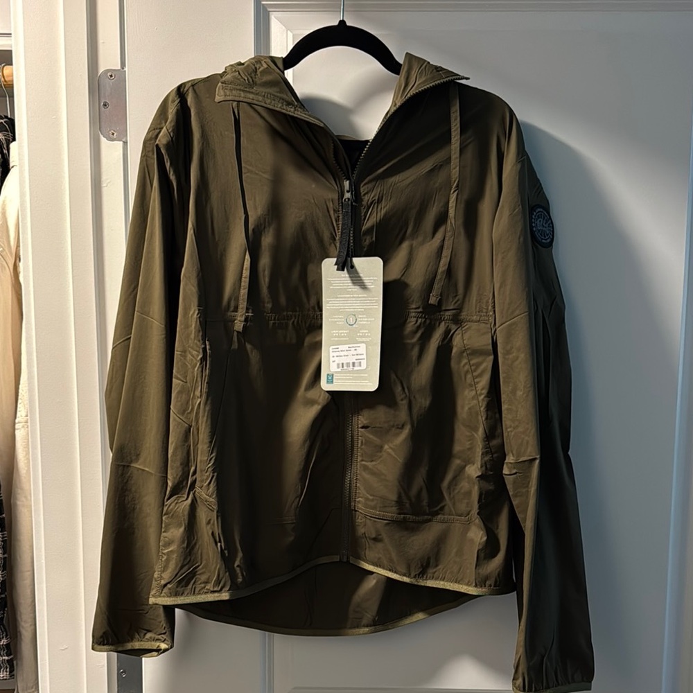 Brand new Canada Goose Lightweight Jacket in Olive